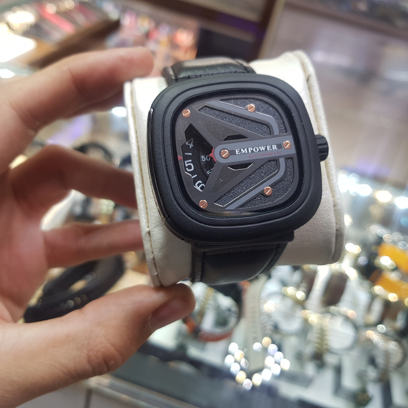 ساعت مچی عقربهای مردانه امپاور مدل سون فرایدی کد 01 ساعت مچی عقربهای مردانه امپاور مدل سون فرایدی کد 01