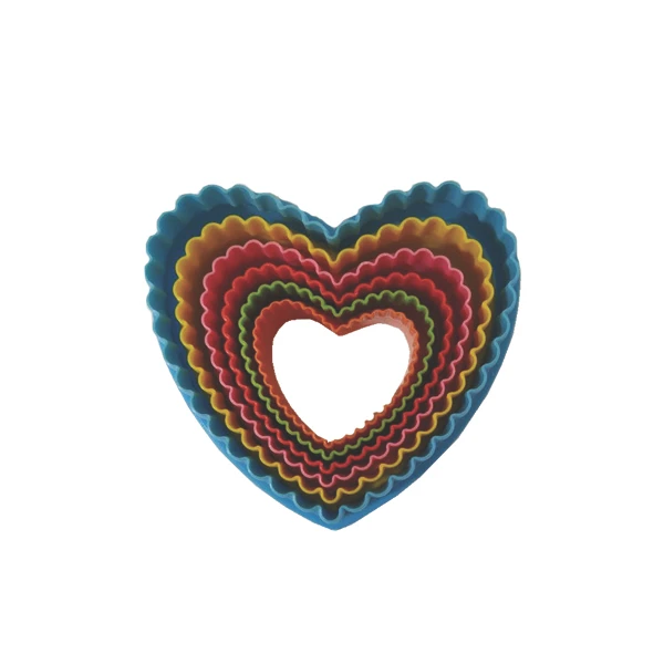 تیغ برش فوندانت مدل رنگی قلب مجموعه 6 عددی