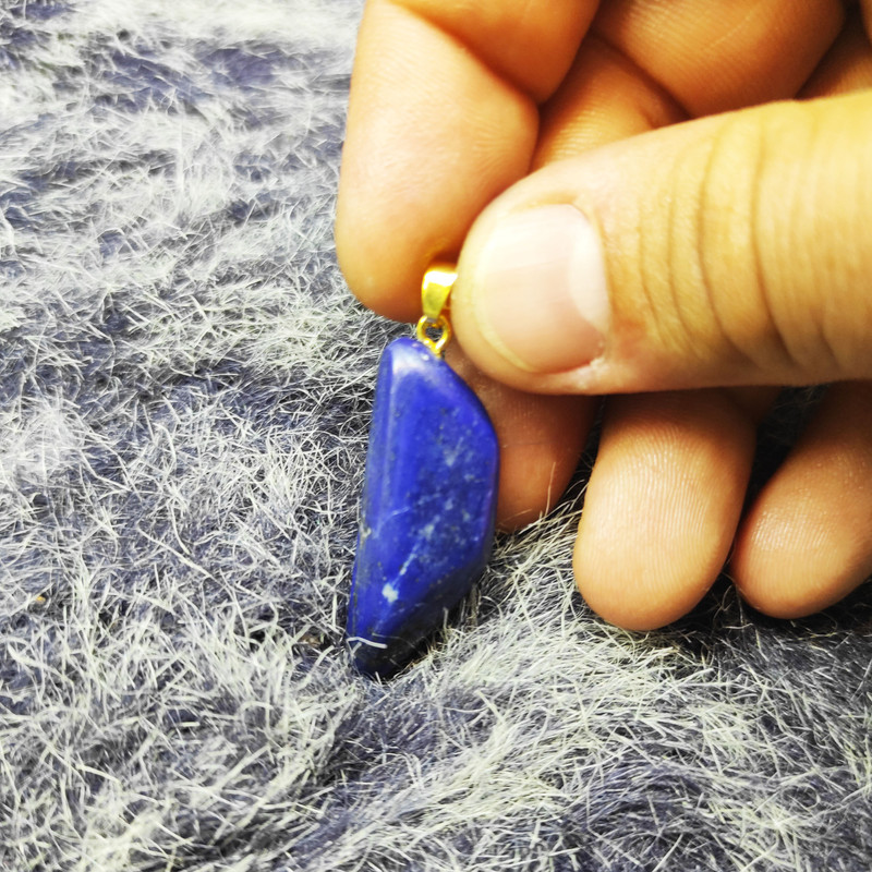 آویز گردنبند مدل سنگ لاجورد کد LC9101