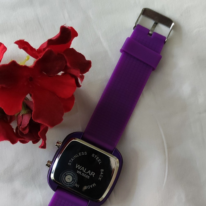 ساعت مچی دیجیتال دخترانه والار مدل W1 ساعت مچی دیجیتال دخترانه والار مدل W1