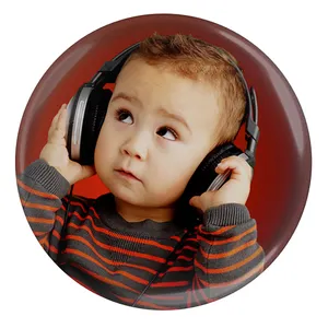 پیکسل طرح کودک پسر و هدفون مدل S9648