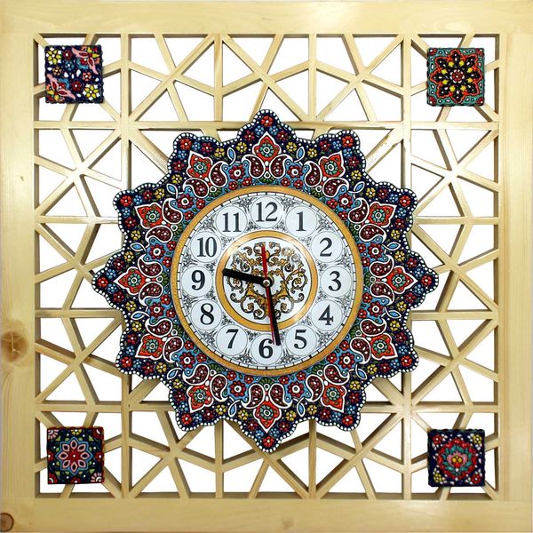 ساعت میناکاری دست نگار طرح گره چینی کد 1 ساعت میناکاری دست نگار طرح گره چینی کد 1