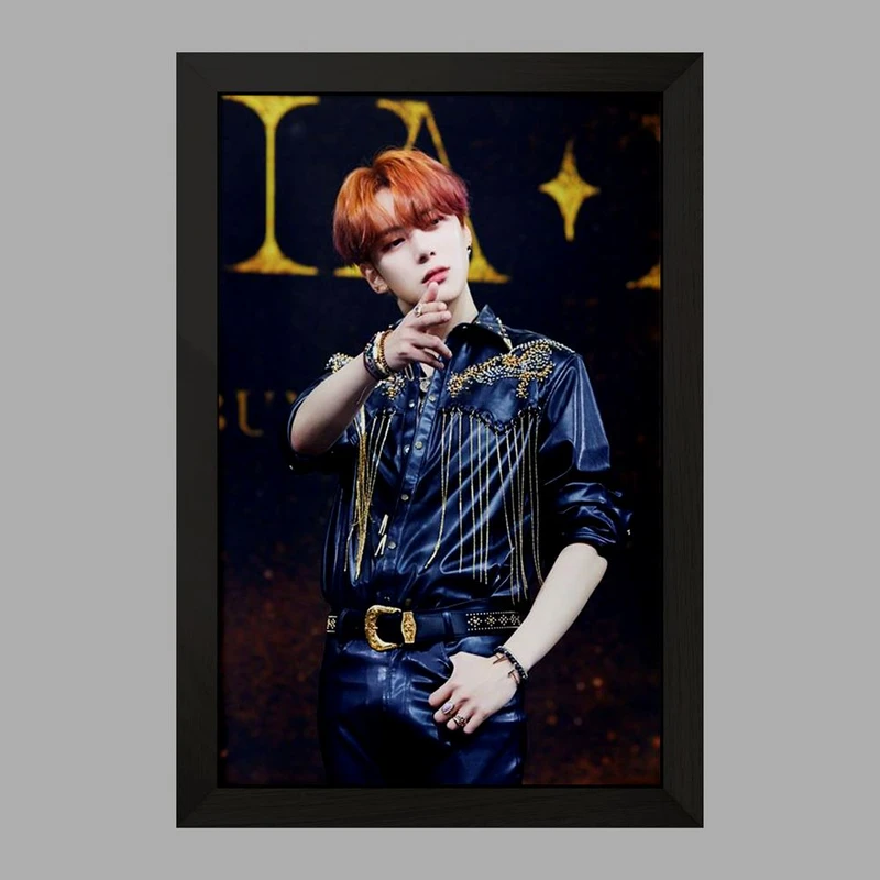 تابلو خندالو مدل مینهیوک گروه مانستا اکس MONSTA X  کد 12262