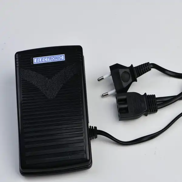 چرخ خیاطی جانتک مدل k320