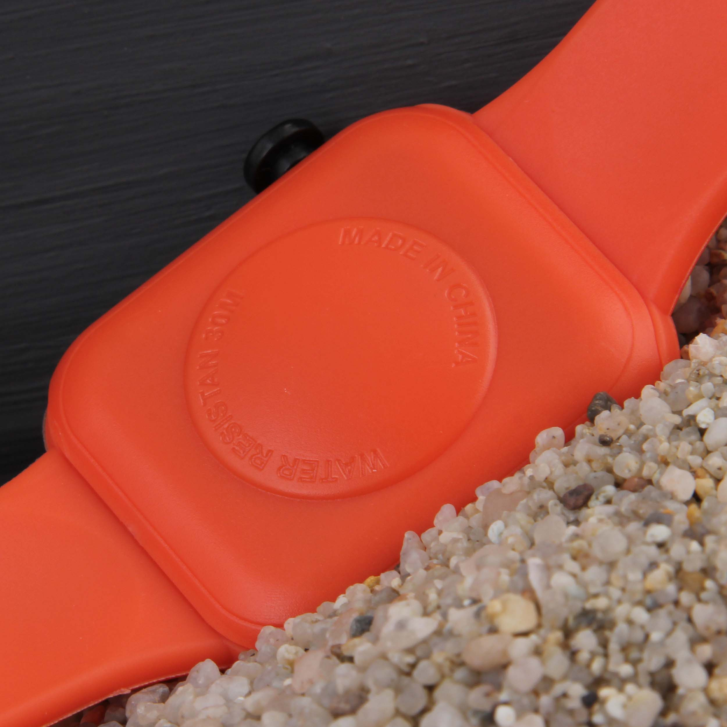 ساعت مچی دیجیتال زنانه مدل فانتزی طرح میوه بند سیلیکونی کد WHW_347 ساعت مچی دیجیتال زنانه مدل فانتزی طرح میوه بند سیلیکونی کد WHW_347