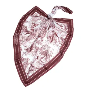 روسری زنانه مدل نخی مزونی دور دست دوز کد ana-8002