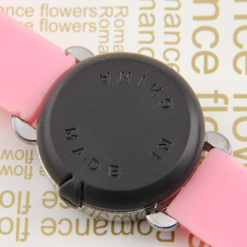 ساعت مچی دیجیتال دخترانه مدل کارتونی بادیلا کد WHK_059