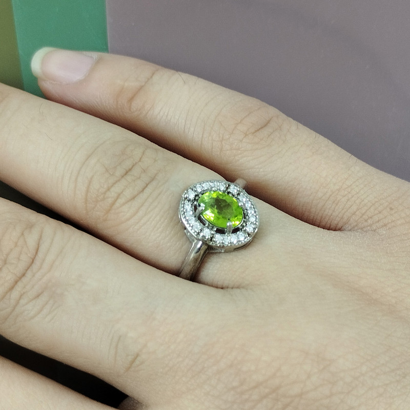 انگشتر نقره زنانه سلین کالا مدل زبرجد کد MPS-11 انگشتر نقره زنانه سلین کالا مدل زبرجد کد MPS-11