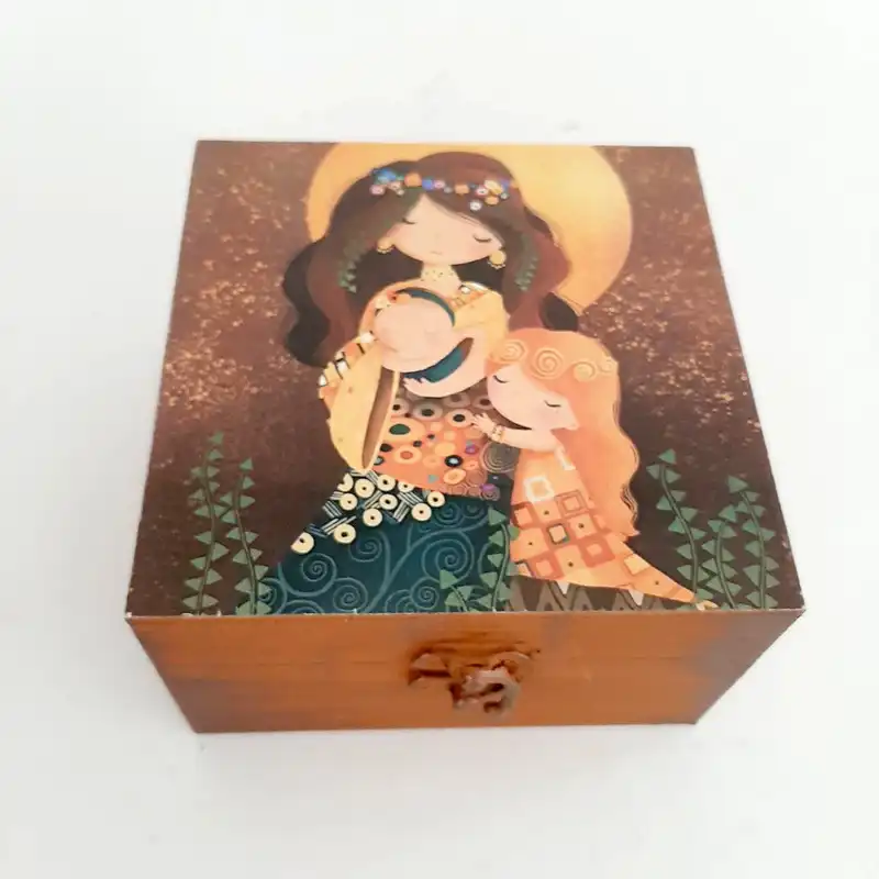جعبه هدیه چوبی مدل فانتزی طرح دختر رویایی کد SB32