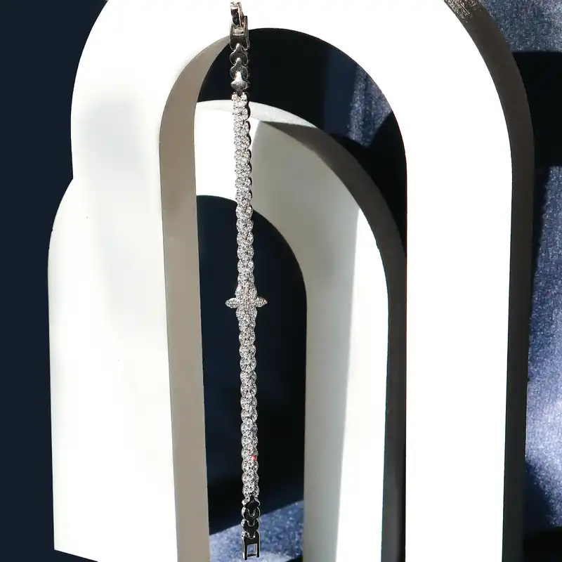 دستبند نقره زنانه جی تی ای مدل جی نایس