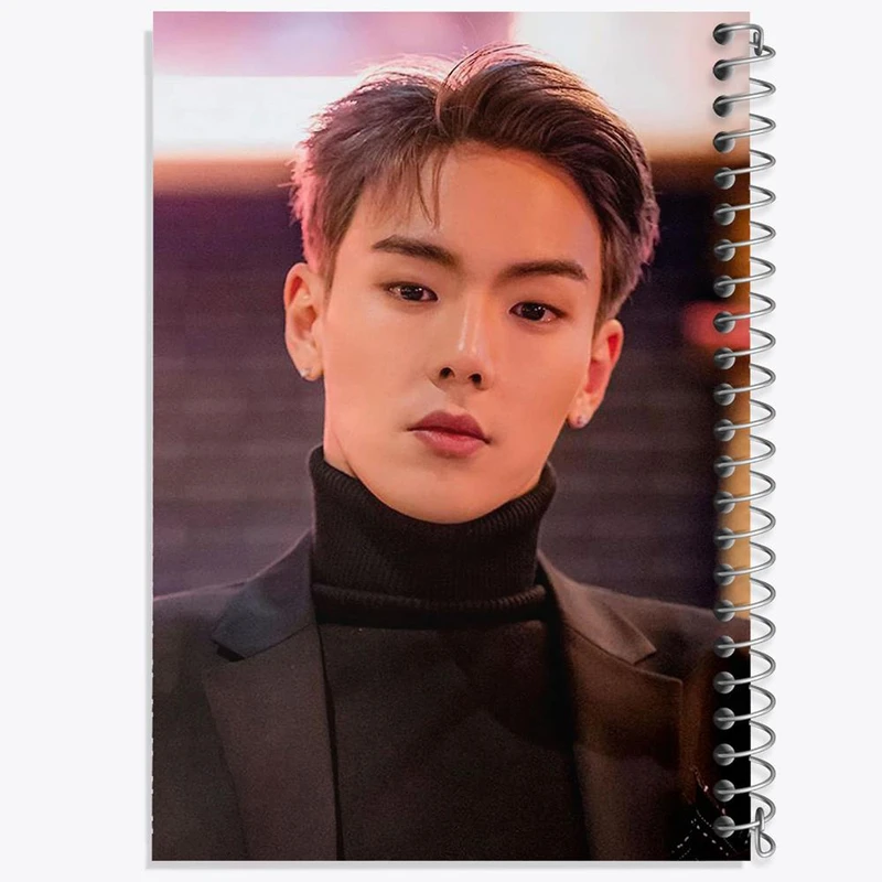دفتر مشق 100 برگ خندالو طرح شونو گروه مانستا اکس MONSTA X کد 21143