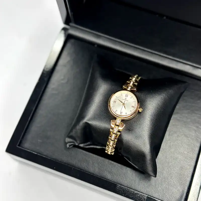 ساعت مچی عقربه ای زنانه نیوی فورس مدل Nf5034