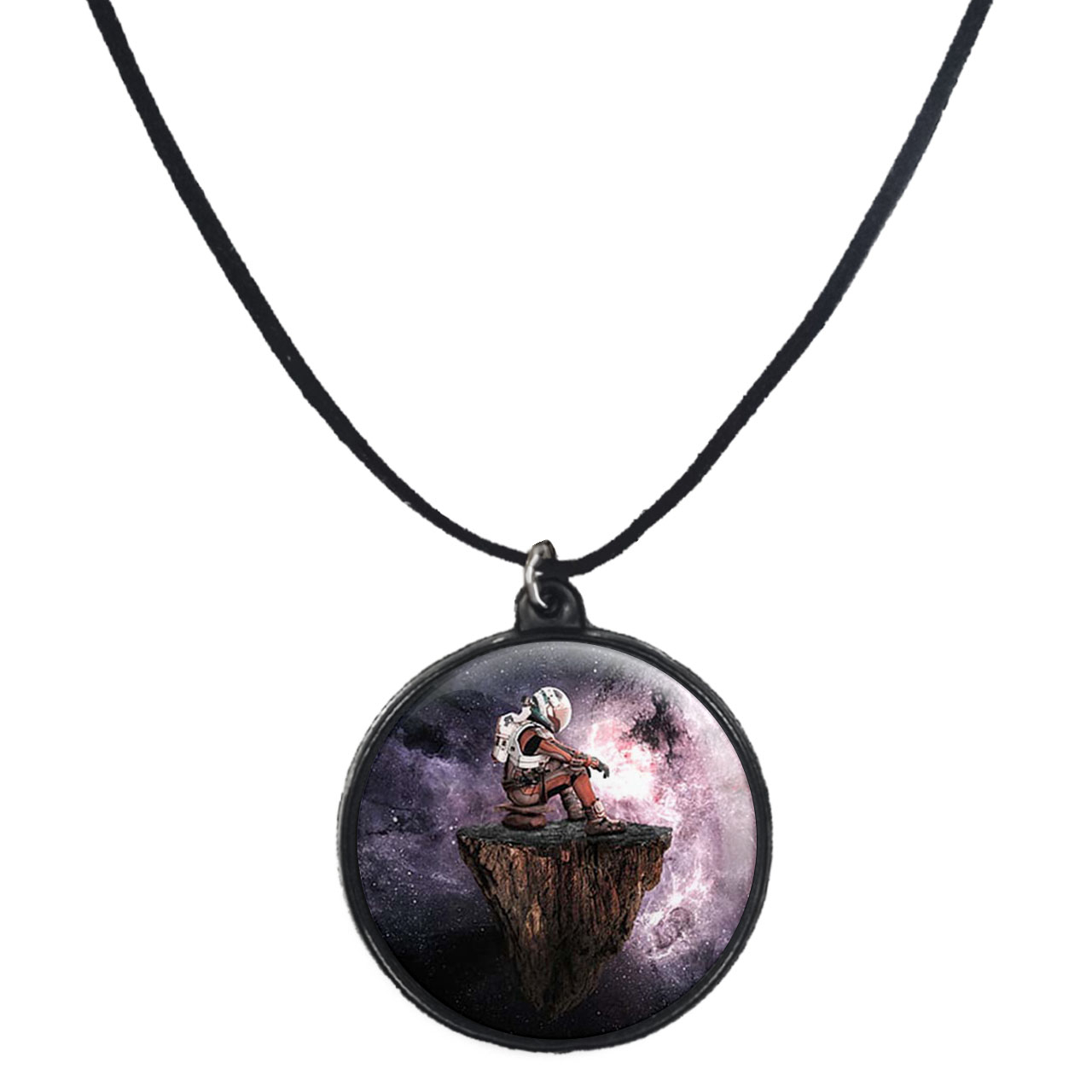 گردنبند پرمانه طرح فضانورد کد pmb.10369 مدل دو طرفه