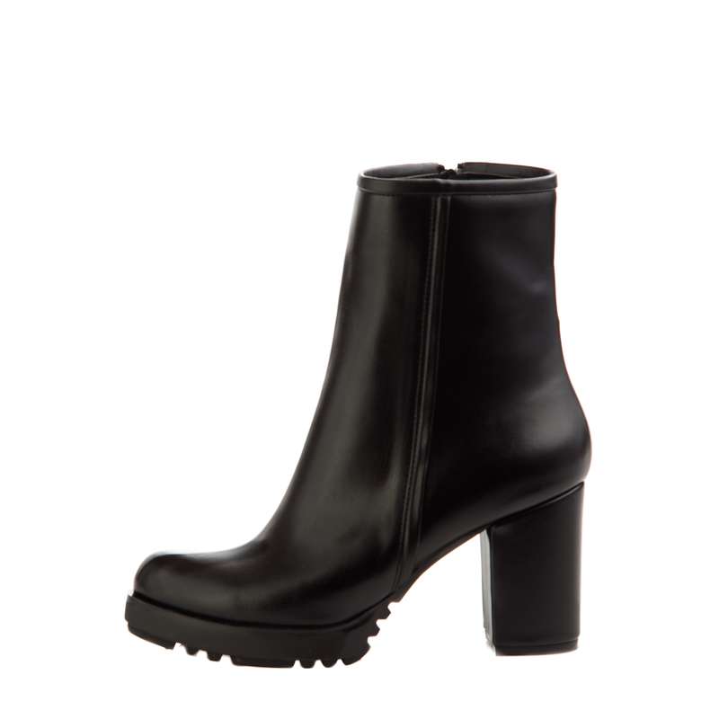 نیم بوت زنانه مدل  CS541