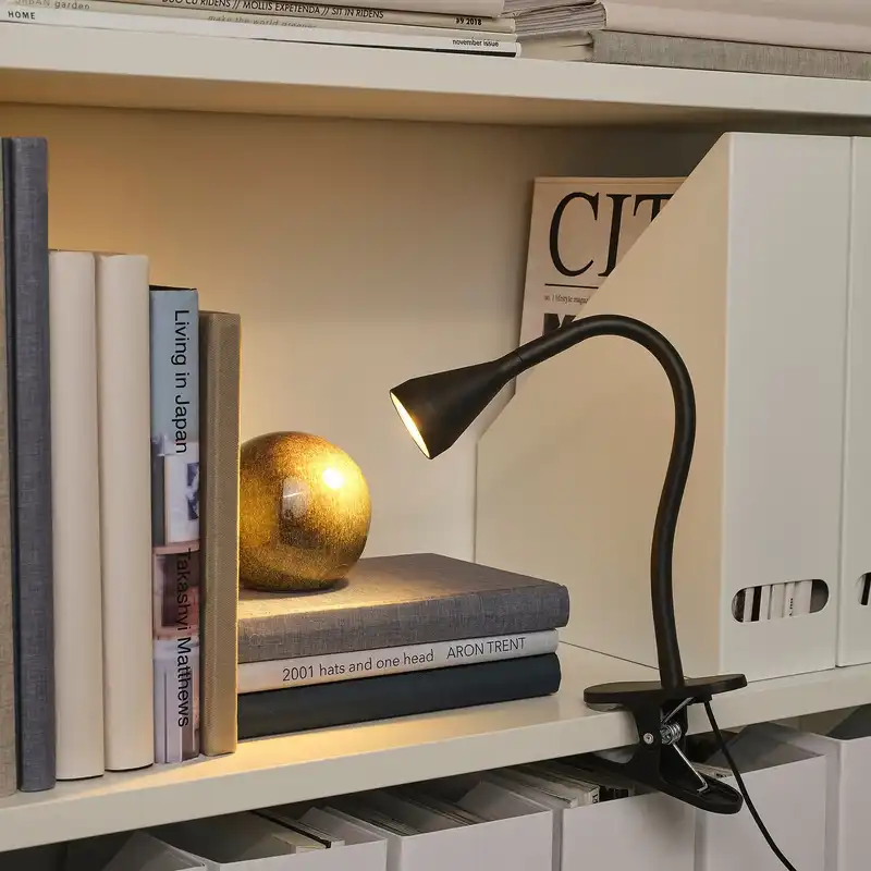 چراغ مطالعه ایکیا کد 20449881