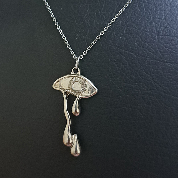 گردنبند دخترانه مدل چشم اشکی گردنبند دخترانه مدل چشم اشکی