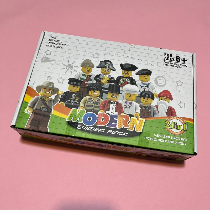 اکشن فیگور مدل کپسولی کد SM256 مجموعه 24 عددی