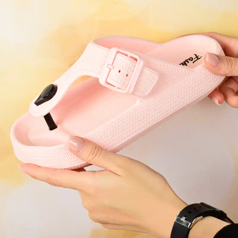 دمپایی لاانگشتی زنانه مدل دلوان سگکی PK.2997