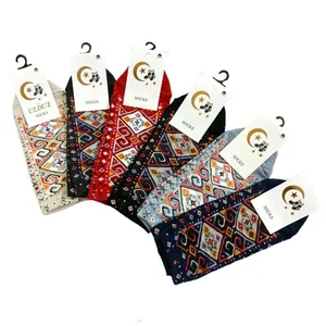 جوراب  مدل گلیمی بسته 6 عددی