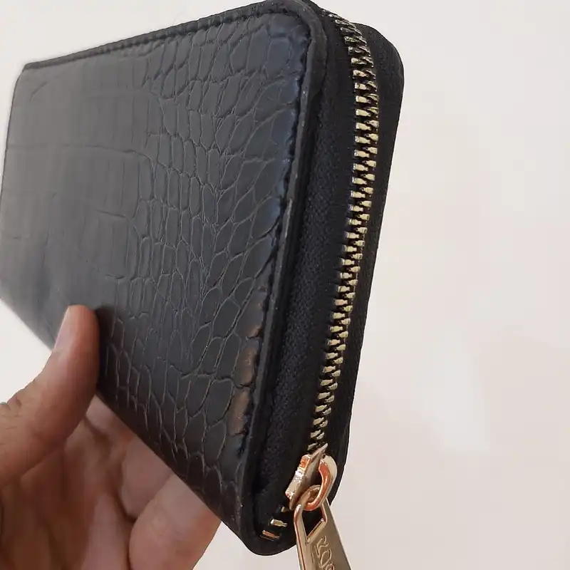 کیف پول مدل سرو