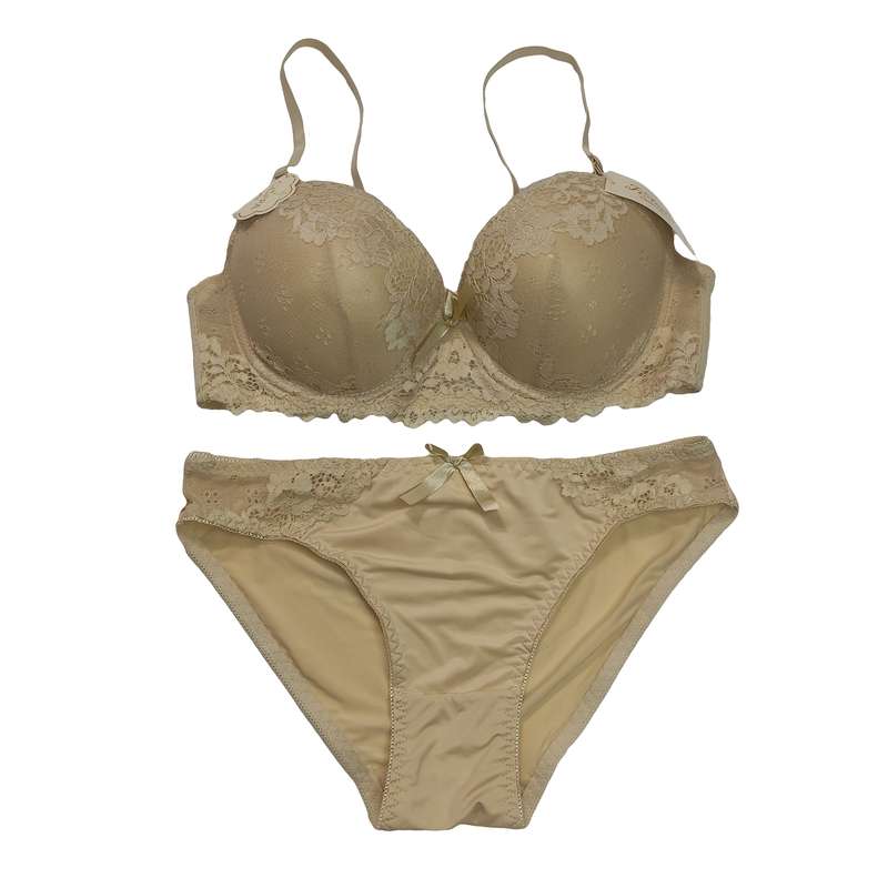 ست شورت و سوتین زنانه مدل اسفنجی دانتل کد s5602