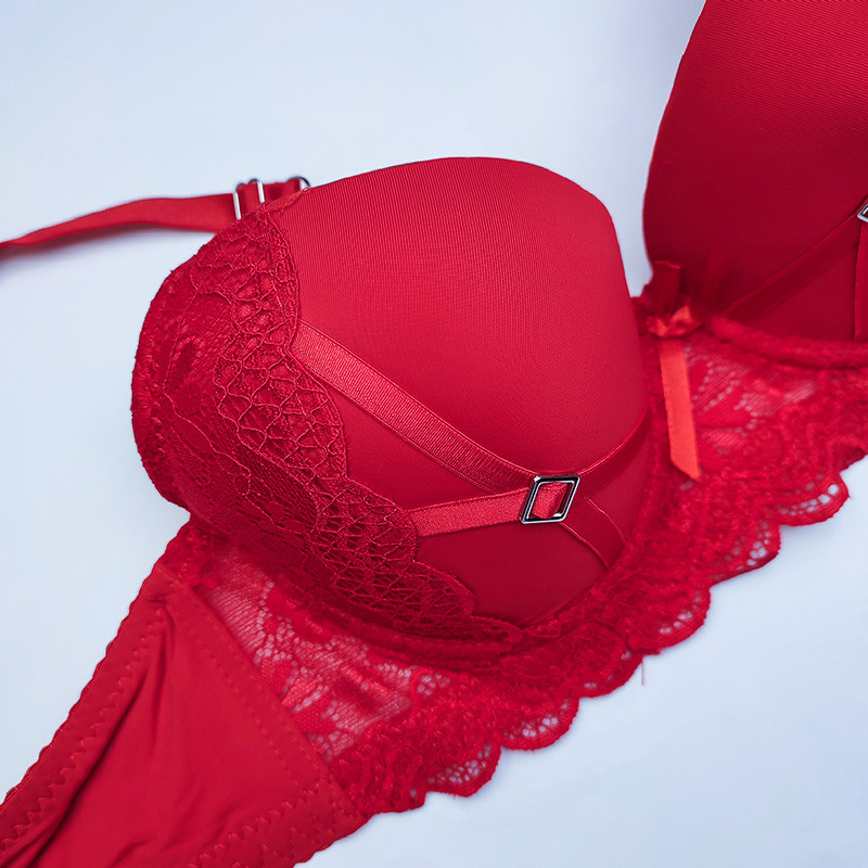 سوتین زنانه مدل اسفنجی طرح گیپور کد 551854