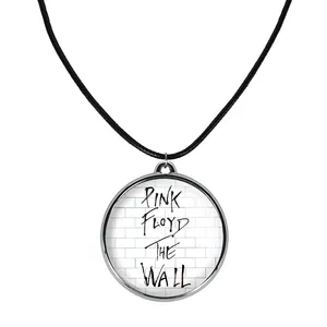 گردنبند خندالو مدل گروه Pink Floyd کد 32543247