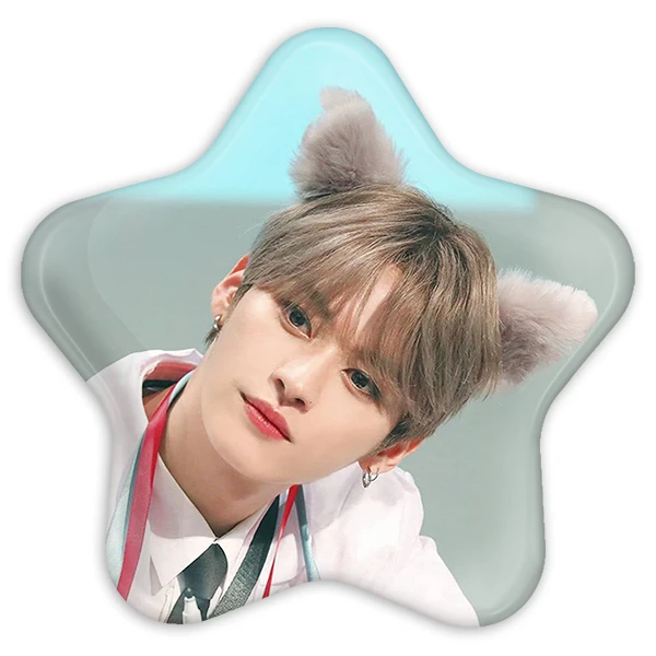 پیکسل خندالو طرح لی نو گروه استری کیدز Stray Kids مدل ستاره ای کد 11858