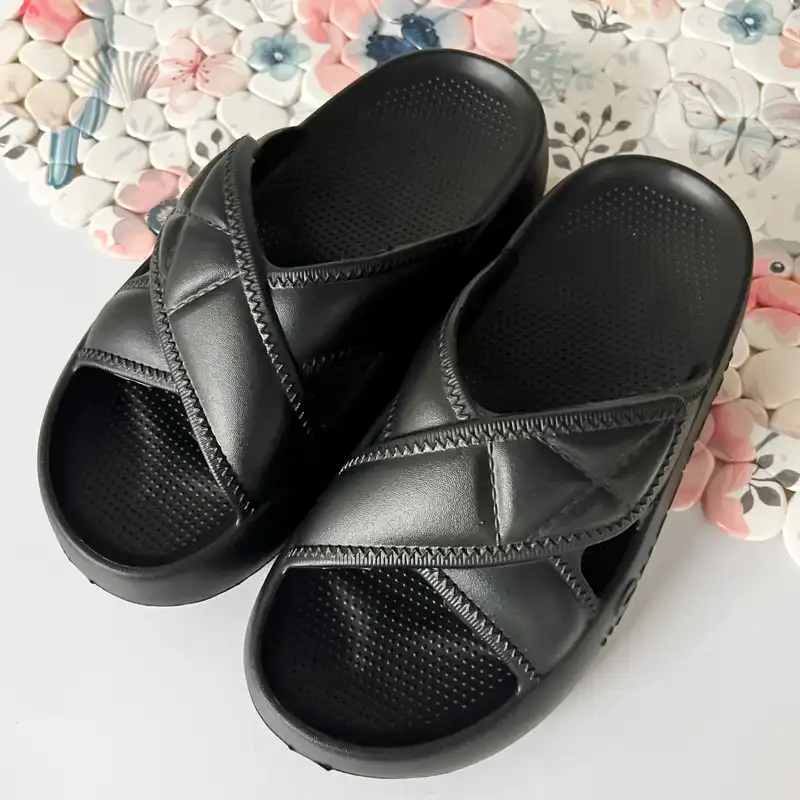 دمپایی زنانه مدل سبلان 023500000