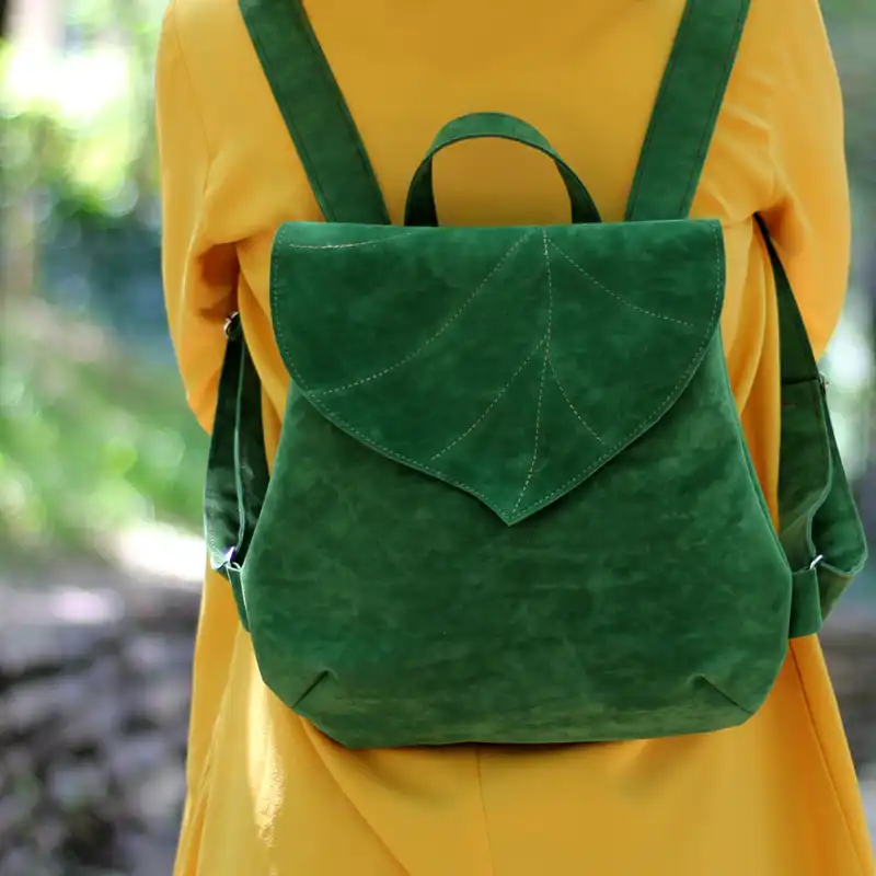 کوله پشتی دخترانه ام بی مدل برگ