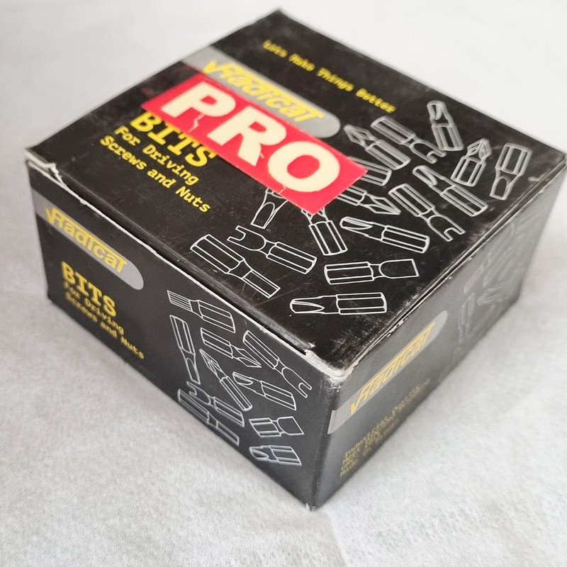 سری پیچ گوشتی ستاره ای پرو رادیکال کد P2-T30-001 سری پیچ گوشتی ستاره ای پرو رادیکال کد P2-T30-001