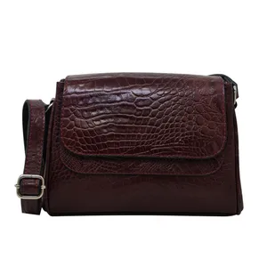 کیف دوشی زنانه مدل هیرا چرم طبیعی کد A_400