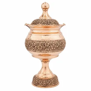 قندان قلمزنی مسی  مدل لب چین پایه‌دار 