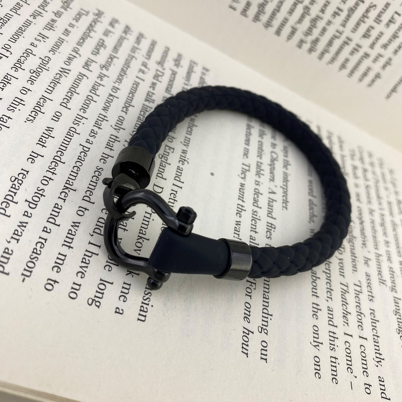 دستبند وای اس ایکس مدل امگا کد B4172