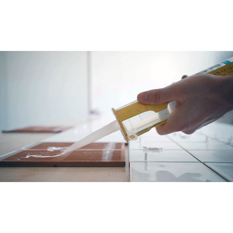 چسب آکواریوم کاسپین مدل شفاف آنتی باکتریال حجم 330 میلی لیتر به همراه دستگاه چسب