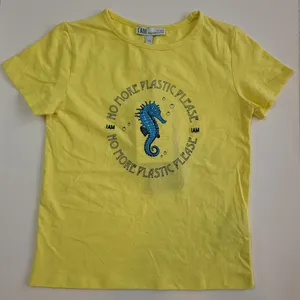 تی شرت آستین کوتاه دخترانه جی بی سی مدل اسب دریایی