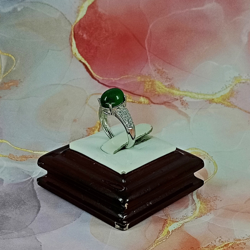 انگشتر نقره زنانه سلین کالا مدل عقیق یشم کد 122