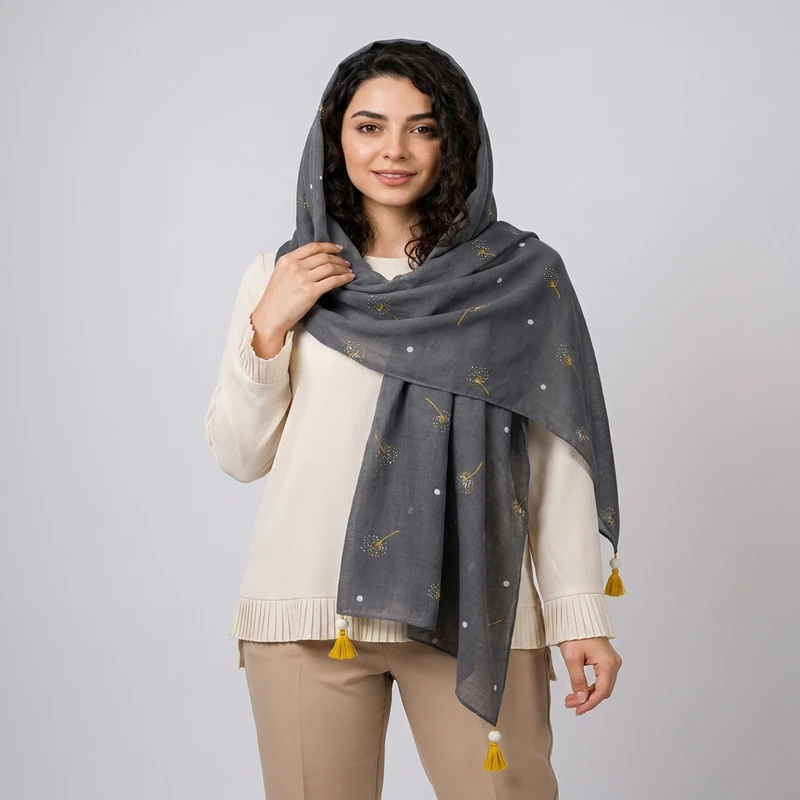 شال زنانه نخی ساده منگوله‌دار مدل قاصدک
