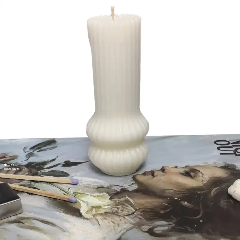 شمع مدل استوانه ای شیار دار