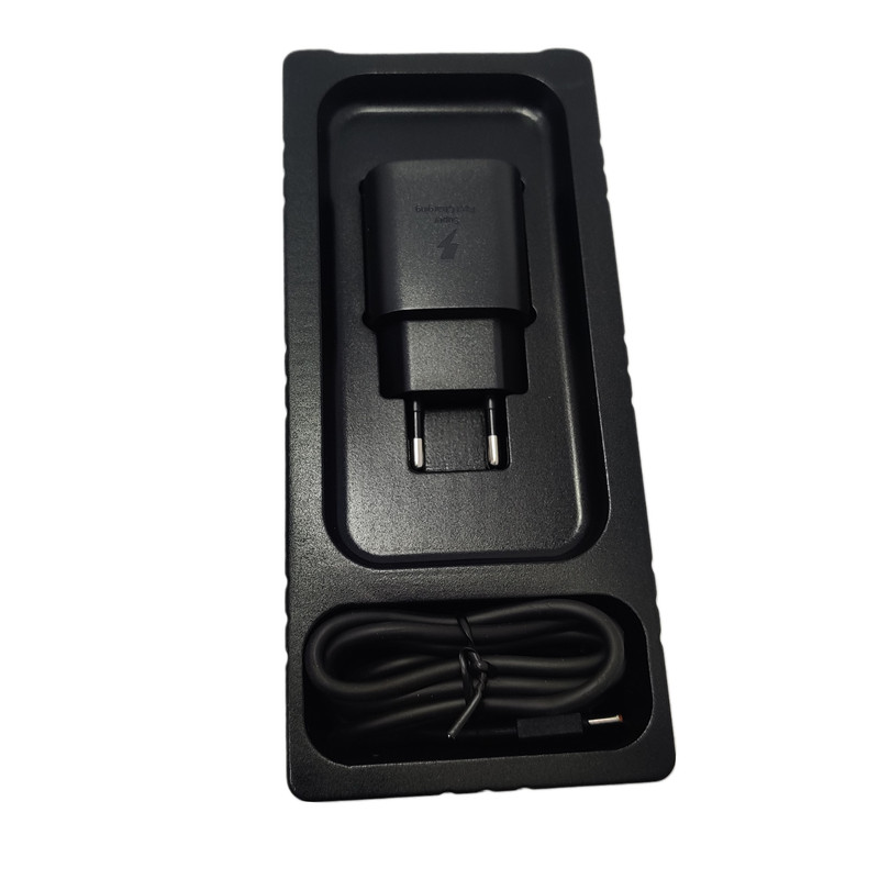 شارژر دیواری 25 وات ترانیو مدل T-SA2Cبه همراه کابل USB-C