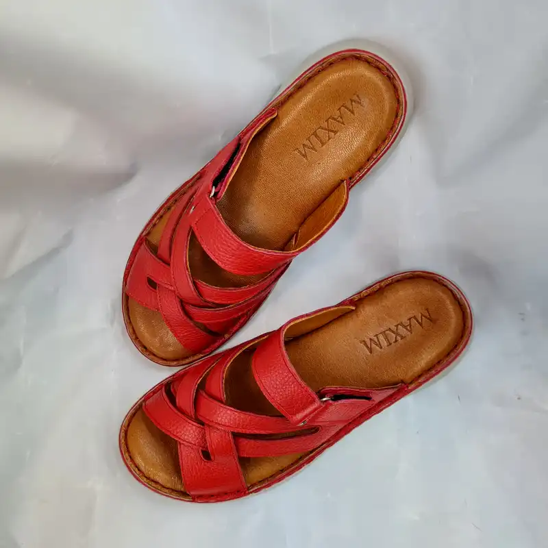 دمپایی زنانه ماکسیم مدل s2