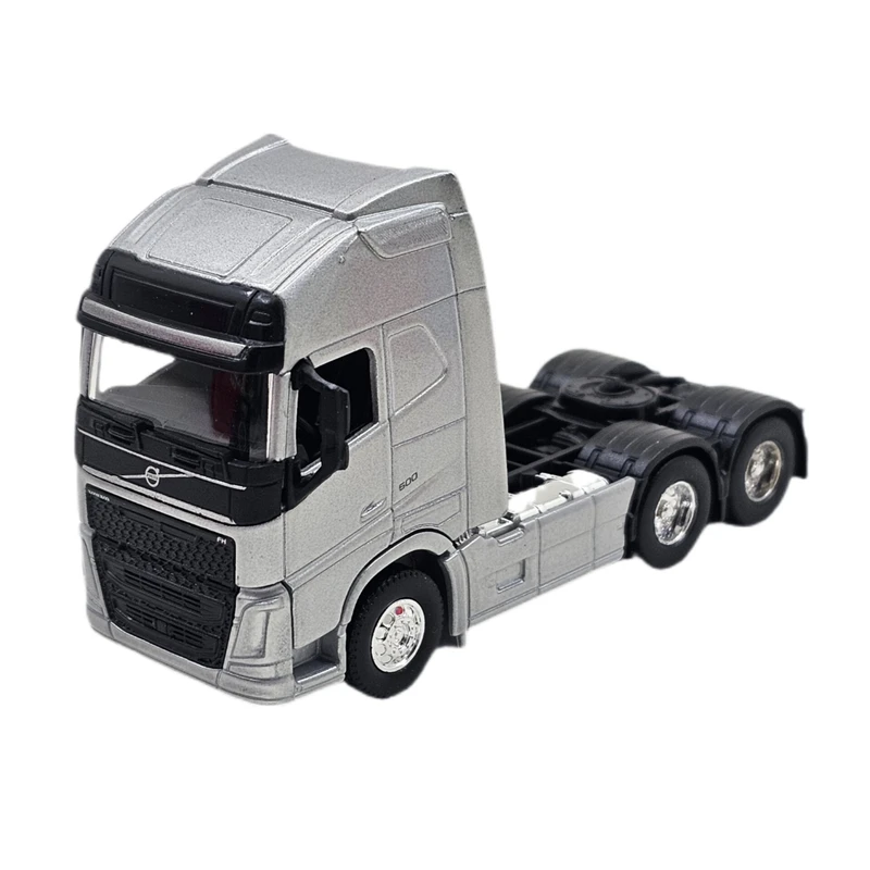 ماشین بازی ناب سل مدل اسب تریلی کشنده ولوو  ولی عقب کش کد  VOLVO FH NAAB003