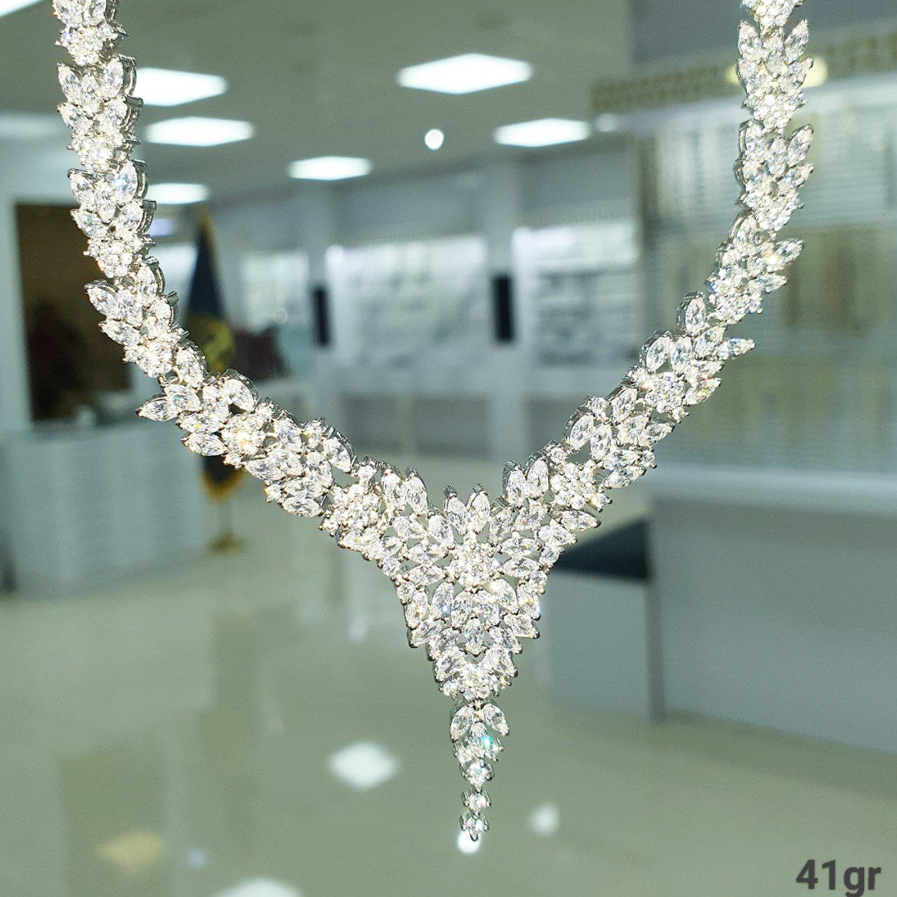 نیم ست نقره زنانه جی تی ای مدل مارسا نیم ست نقره زنانه جی تی ای مدل مارسا