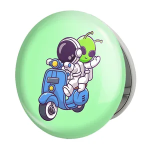 آینه جیبی خندالو طرح فضانورد مدل تاشو کد 25062 