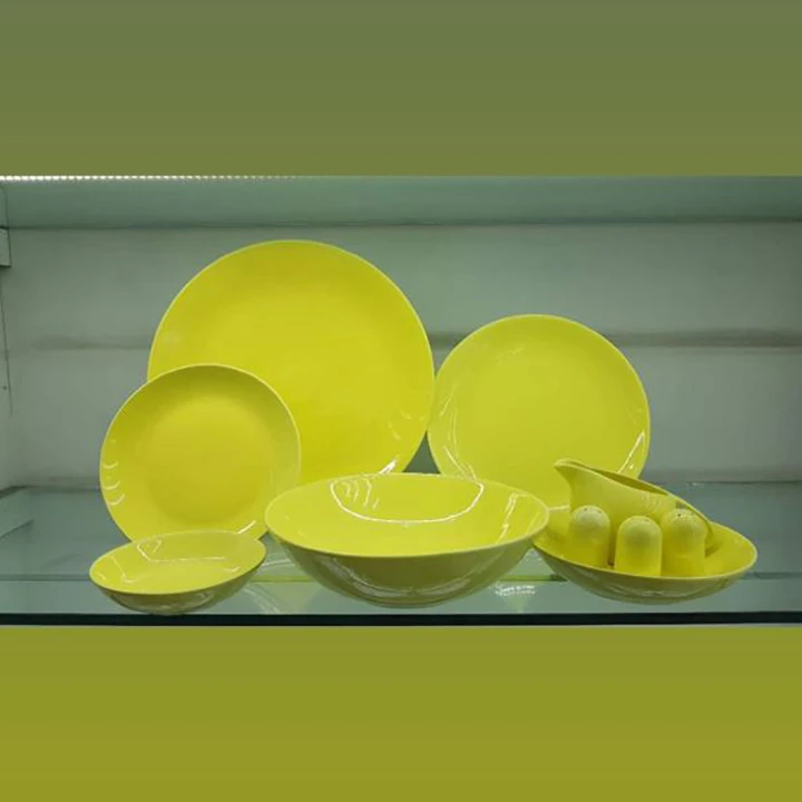 عکس شماره 5 : سرویس غذاخوری 30 پارچه کلارا مدل سرامیکی