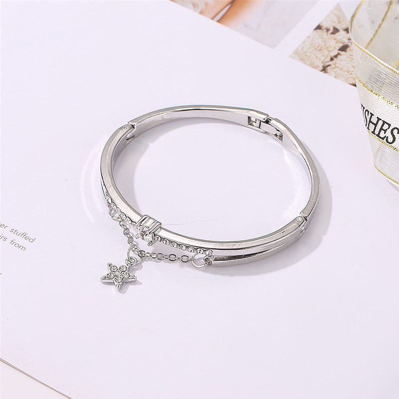 دستبند زنانه مدل ستاره آویز کد 00675