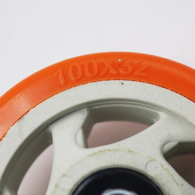 چرخ گردان آبو مدل پیچی کد YP-PICHI-LASTICI-100*32MM