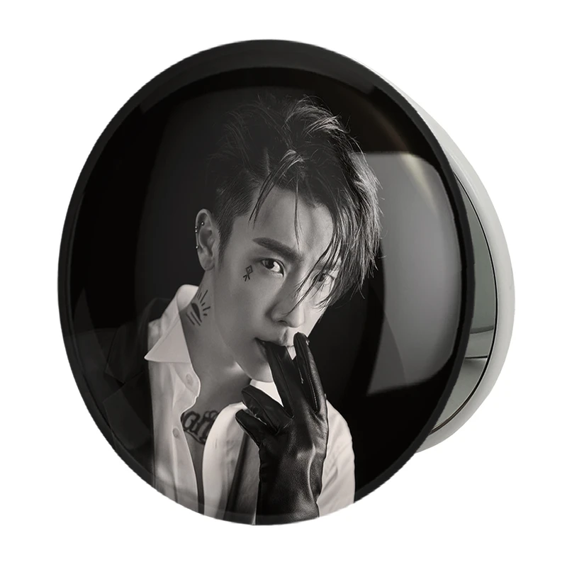 آینه جیبی خندالو طرح دونگهه گروه سوپر جونیور Super Junior مدل تاشو کد 21389 