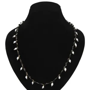 گردنبند نقره زنانه بازرگانی میلادی مدل سنگ جید طبیعی کد GAR_108