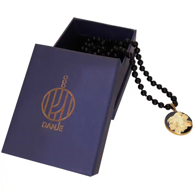 گردنبند زنانه دانژه طرح نماد خرداد کد ZGBG04G6003